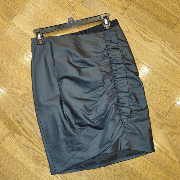 ANTHROPOLOGIE POLECI FAUX LEATHER PENCIL SKIRT 2 - Picture 2 of 7